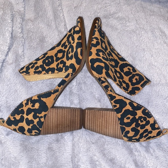 Lucky Brand Junai Leather Peep toe Bootie - Picture 8 of 8